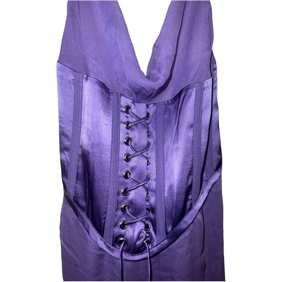 Retrofete Larissa Corset Dress in Lilac - Picture 12 of 17